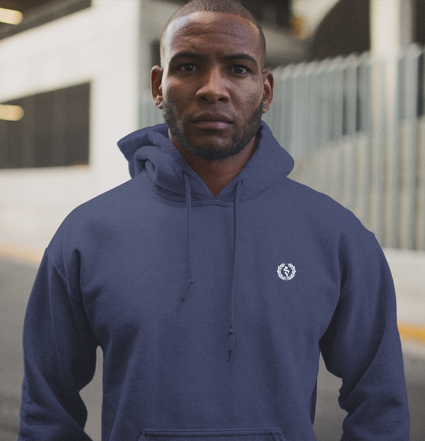 BESTICKTER HERREN HOODIE #LAUREL BRANCH WHITE